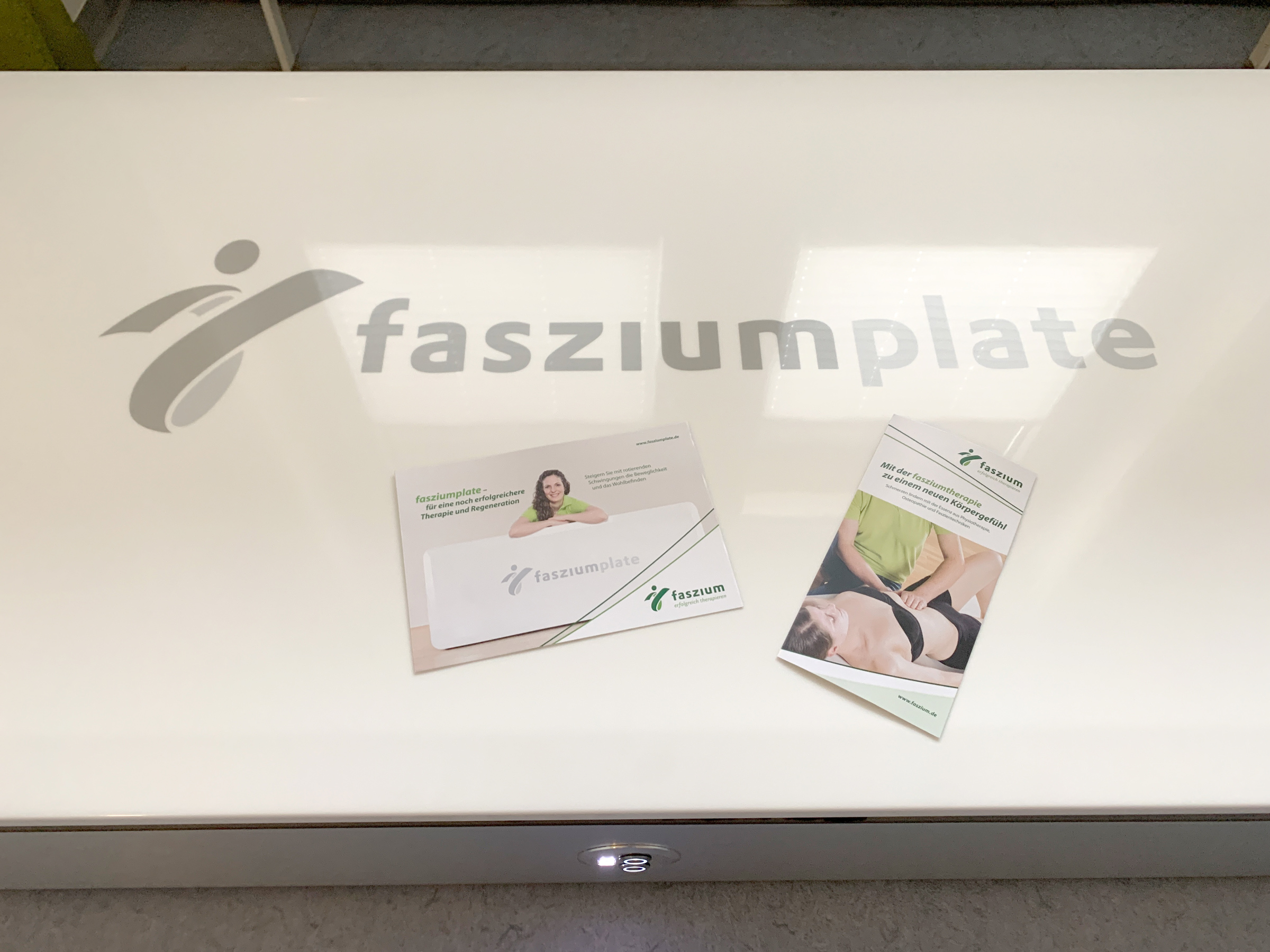 Fasziumplate und Infomationen zur Durchführung einer Therapie von Physiofit Neudrossenfeld